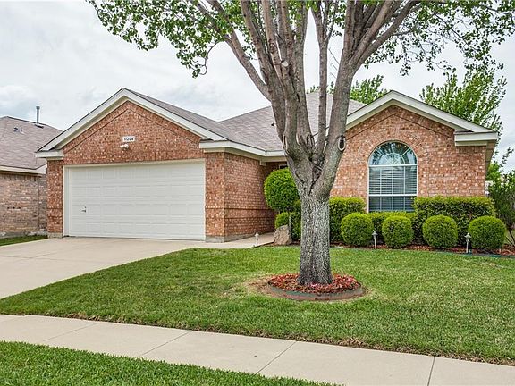 2nd image of 11204 Pleasant Wood Ln
