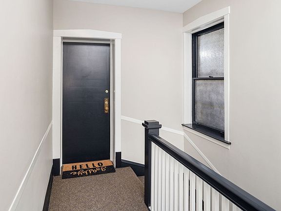 3rd image of 623 W Washington Blvd #3S