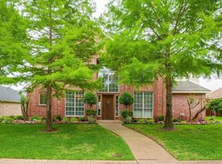 1320 Frenchmans Dr, Desoto, TX 75115