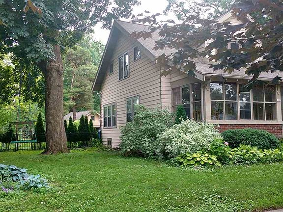 2nd image of 1201 Waugoo Ave