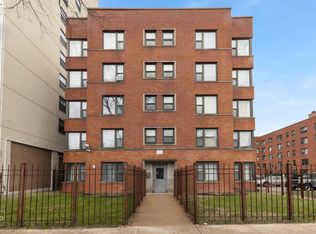 7355 S South Shore Dr APT 103, Chicago, IL