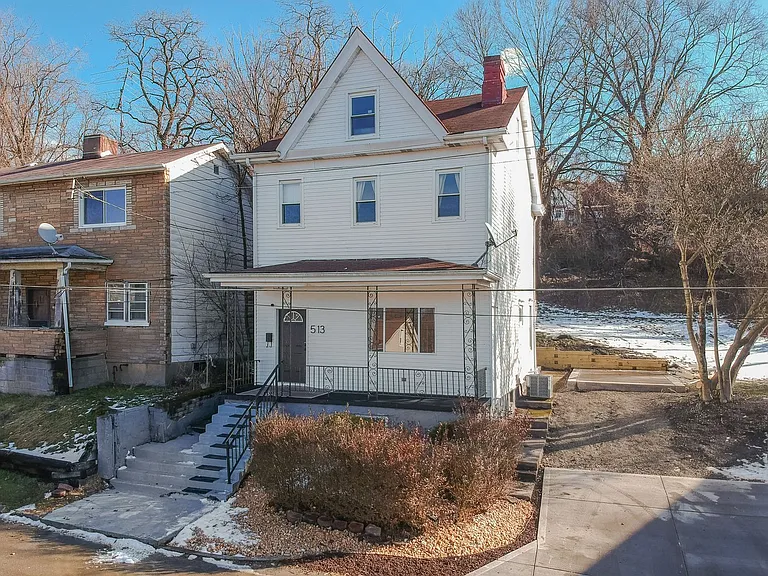 513 Grace St — Photo 1