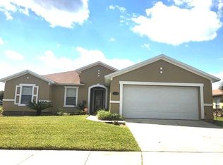 2104 Brian Lakes Dr N, Jacksonville, FL 32221