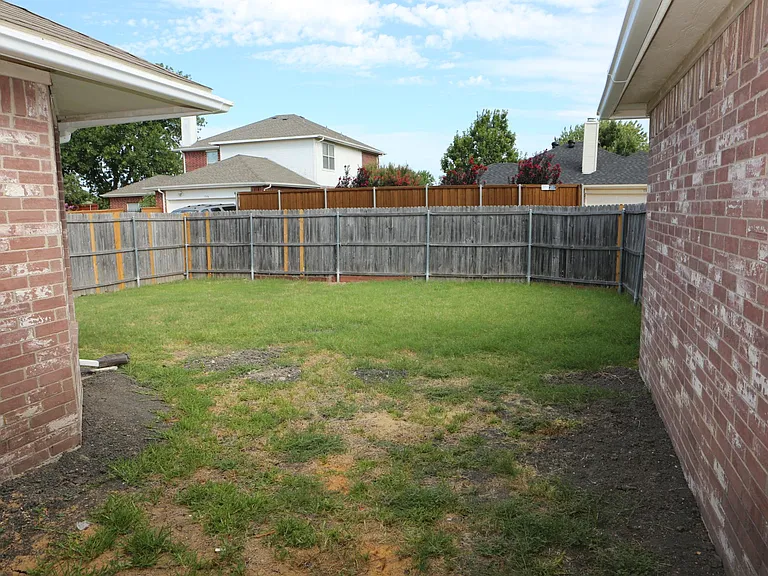 7305 Maplewood Dr — Photo 95