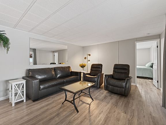 3rd image of 1680 Westsyde Rd #35