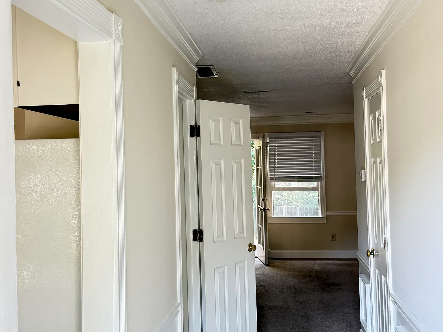 2 bed, 2.5 bath, 1280 sqft, $1,550 — Photo 3