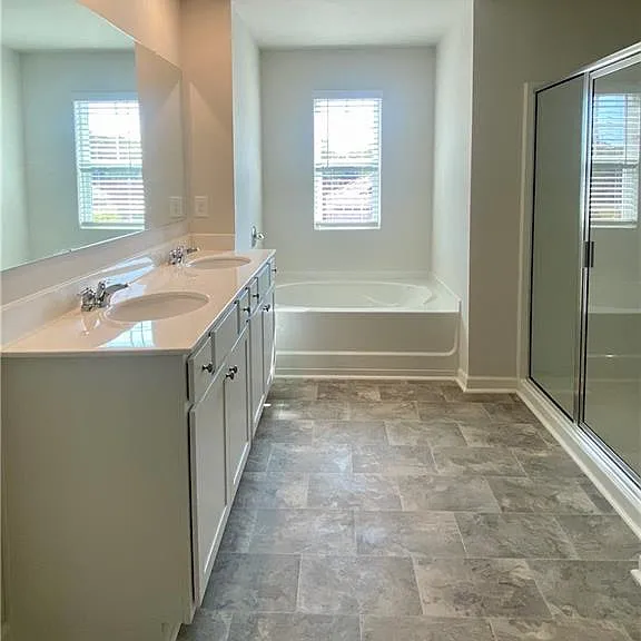 154 Berkeley Trce — Photo 10