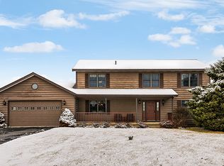 47W728 Shirewood Farm Rd, Hampshire, IL 60140