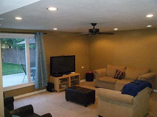 2nd image of 4109 W 99th St