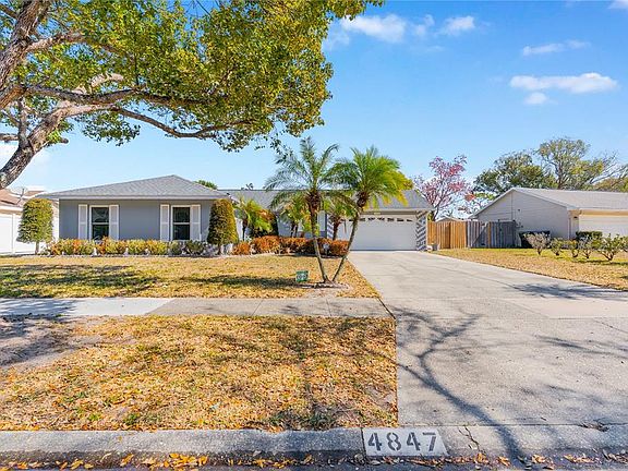 3rd image of 4847 Reginald Rd