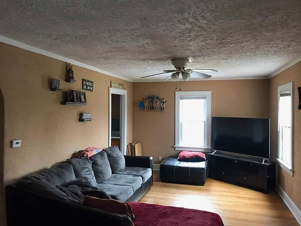 1st image of 54 Bender Ave