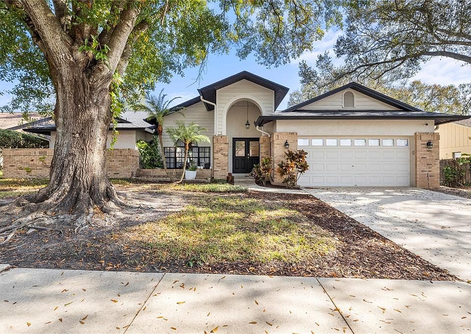 1st image of 2917 Starmount Dr