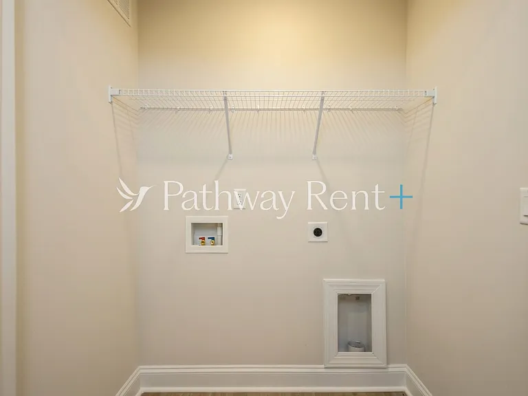 123 Wembury Ln — Photo 21