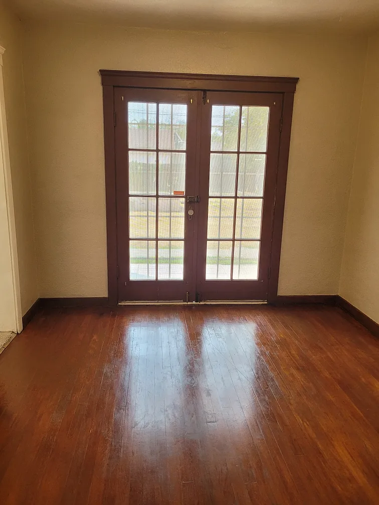 2 bed, 1074 sqft, $1,500 — Photo 3
