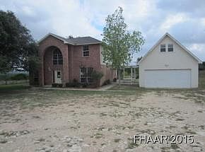 1st image of 996 B Cres #208