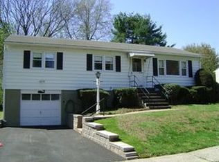 90 Sebec St, Hamden, CT 06517