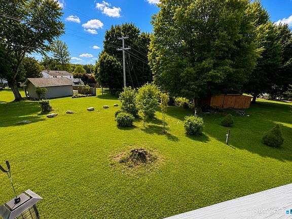 3rd image of 14 Tunxis Lane