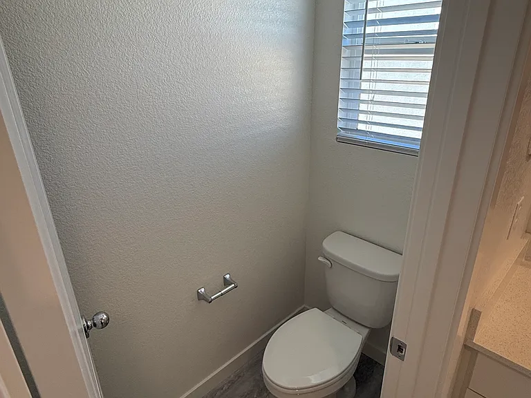 2041 Blue Star Dr — Photo 37