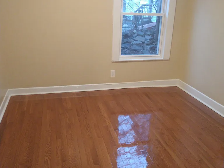 32 Vine St #R1 — Photo 7