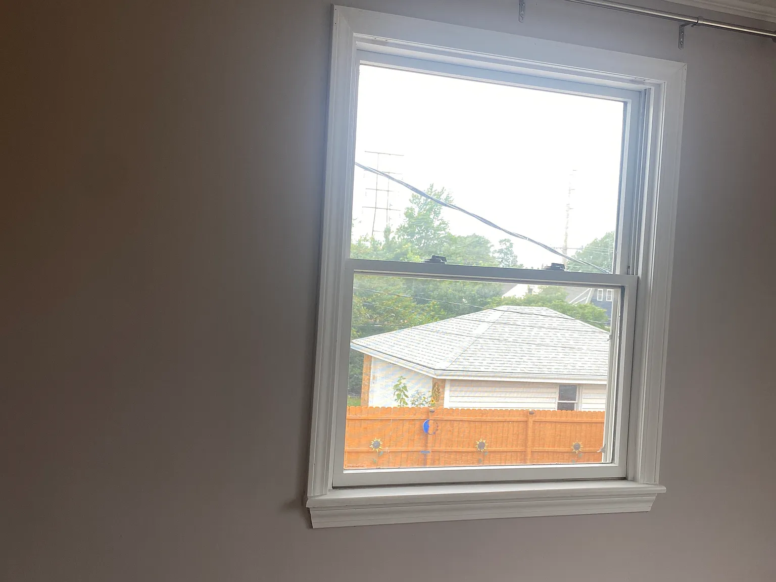 2 bed, 2376 sqft, $1,650 — Photo 2