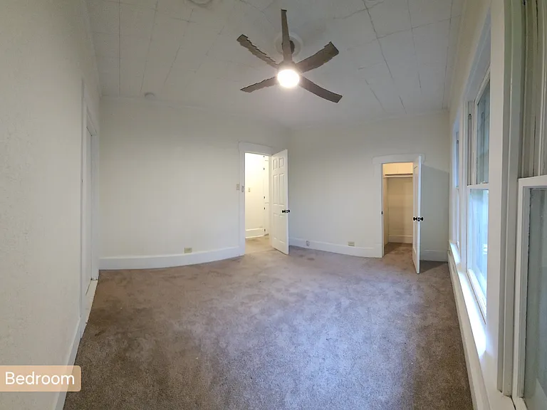 304 S Douglas Ave — Photo 9