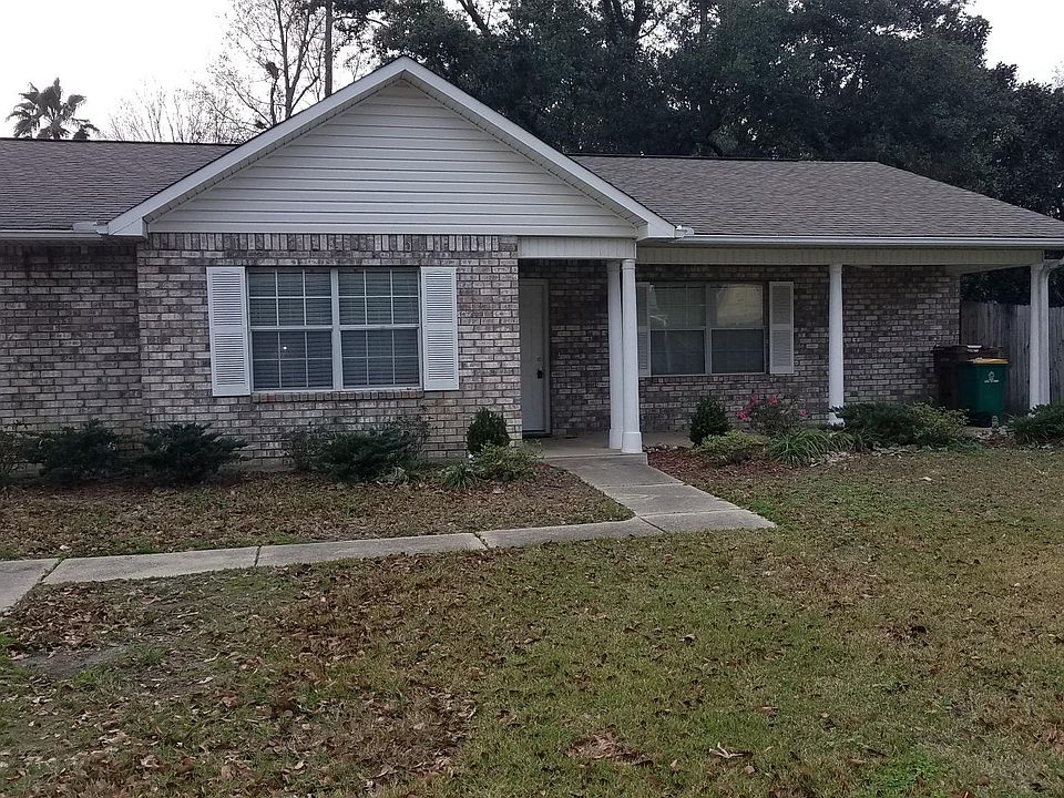 1st image of 211 Buena Vista Dr