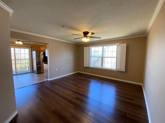 3rd image of 134 Vixen Circle Apt G