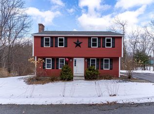 181 Deerfield Rd, Nottingham, NH 03290
