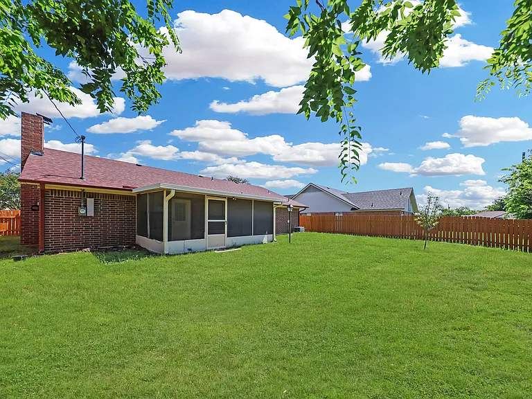 4716 Glass Mountain Dr — Photo 21