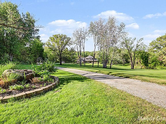 5th image of 6900 Archway Dr NE