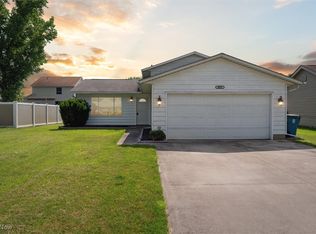 3917 Oxford Dr, Lorain, OH 44053
