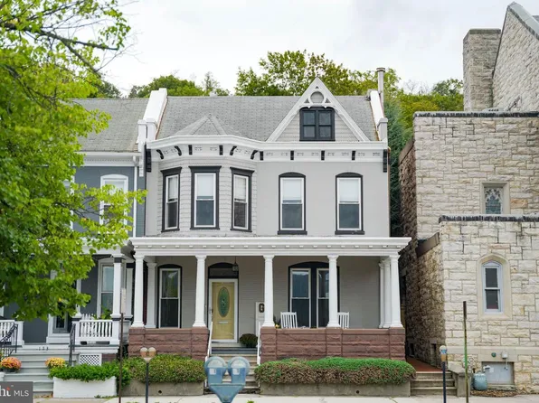 125 E 3rd St, Lewistown, PA 17044
