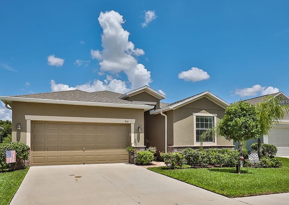 1st image of 933 Meadow Glade Dr