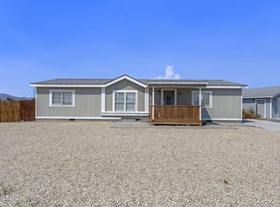 870 Jennys Ln, Fernley, NV 89408