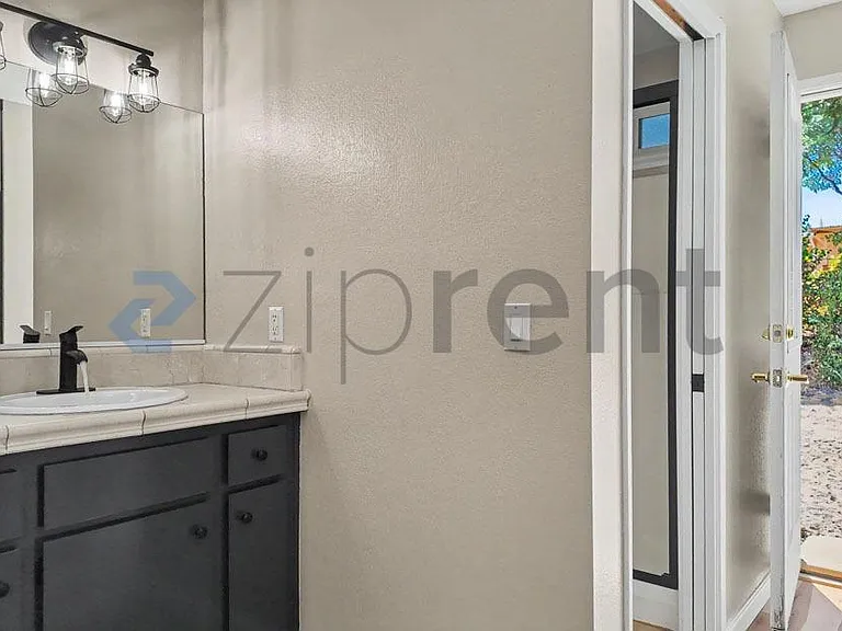 17068 Vintage Dr — Photo 55