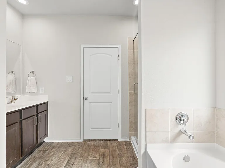4326 Orsini Ln — Photo 15
