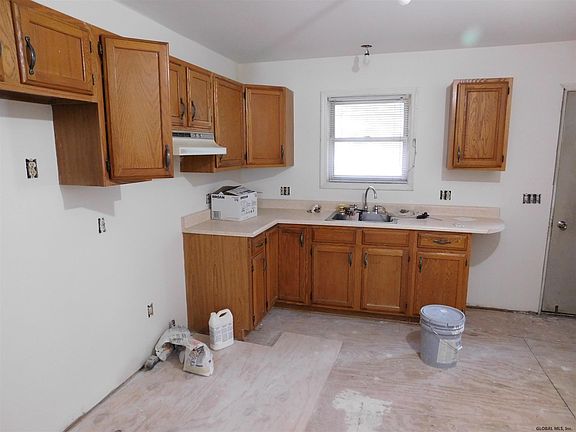 4th image of 19 Liberty Pl