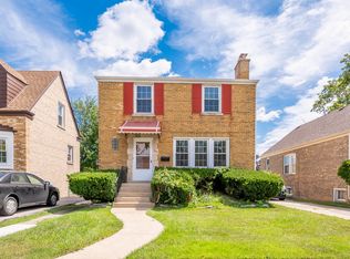 353 Bellwood Ave, Bellwood, IL 60104