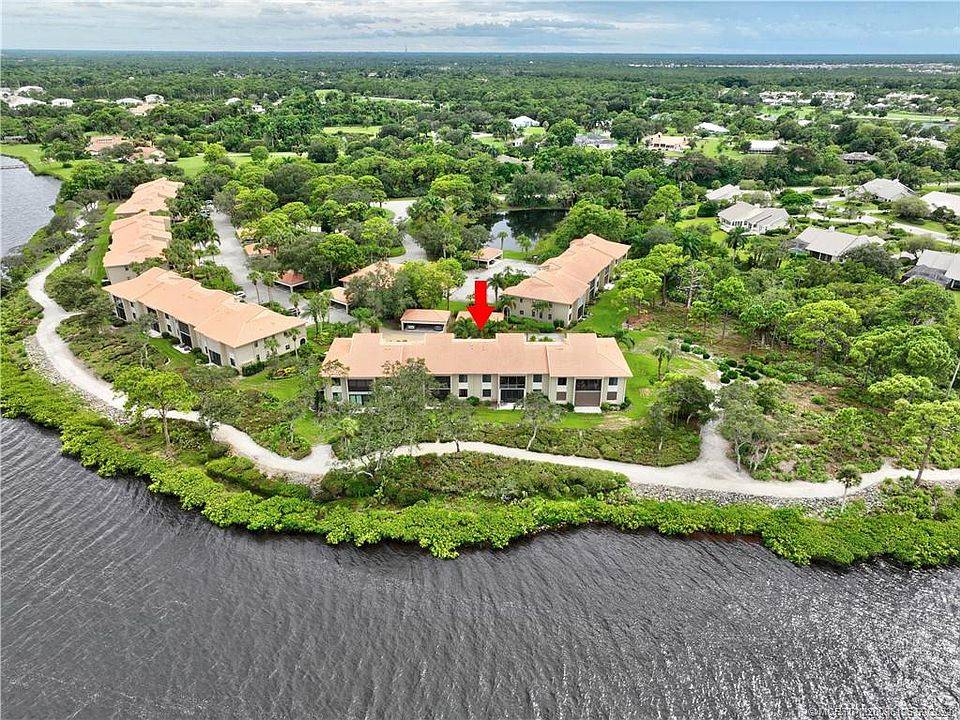 1st image of 2524 NW Seagrass Dr #4A