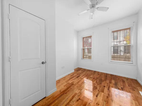 2311 Cortelyou Road image 8 of 9