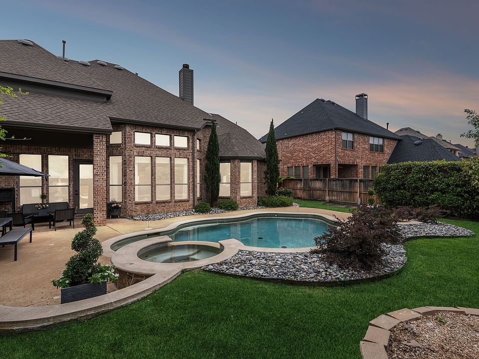1st image of 2411 Brushcreek Dr