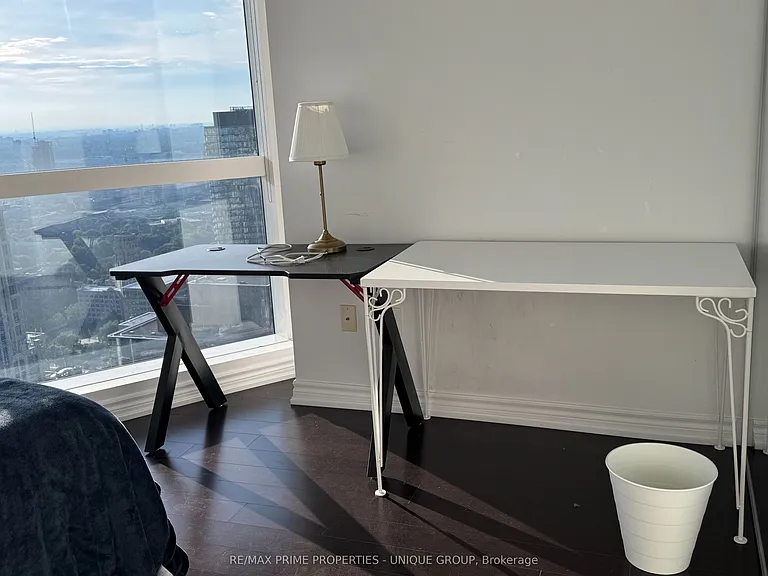 386 Yonge St #5316 — Photo 15