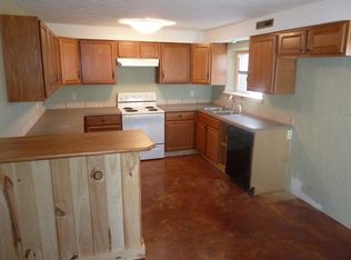 2221 N Fulbright Ave, Springfield, MO 65803