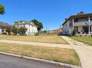 1542 Monroe Ave #17, Memphis, TN 38104