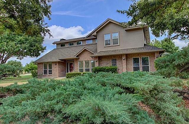 1st image of 308 James Dr