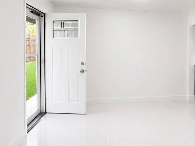 80 Carmine Dr #D15 — Photo 1