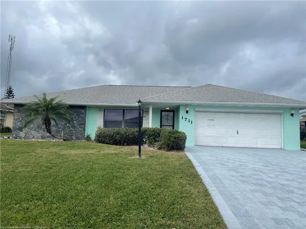 1711 Ridge St, Sebring, FL 33870