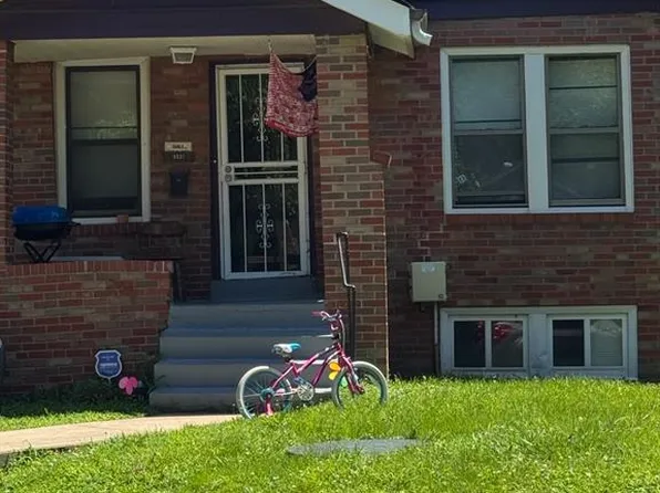 8526 Lowell St, Saint Louis, MO 63147
