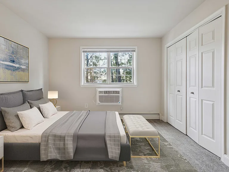 Ridley Brook Apartments — Photo 4