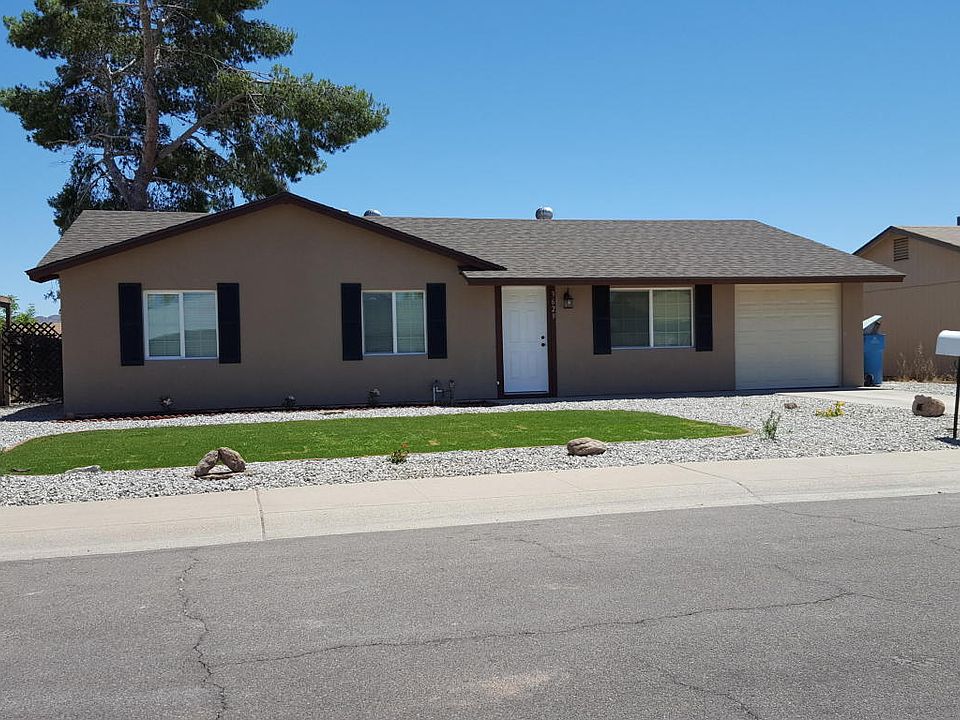 1st image of 3629 E Willow Ave
